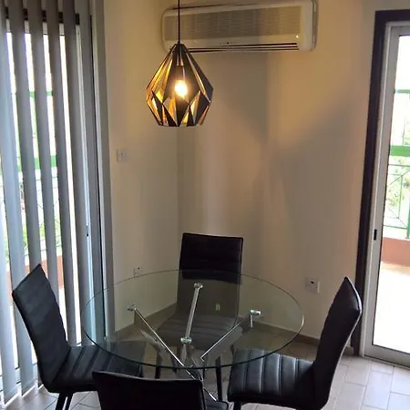 The Business Apartment